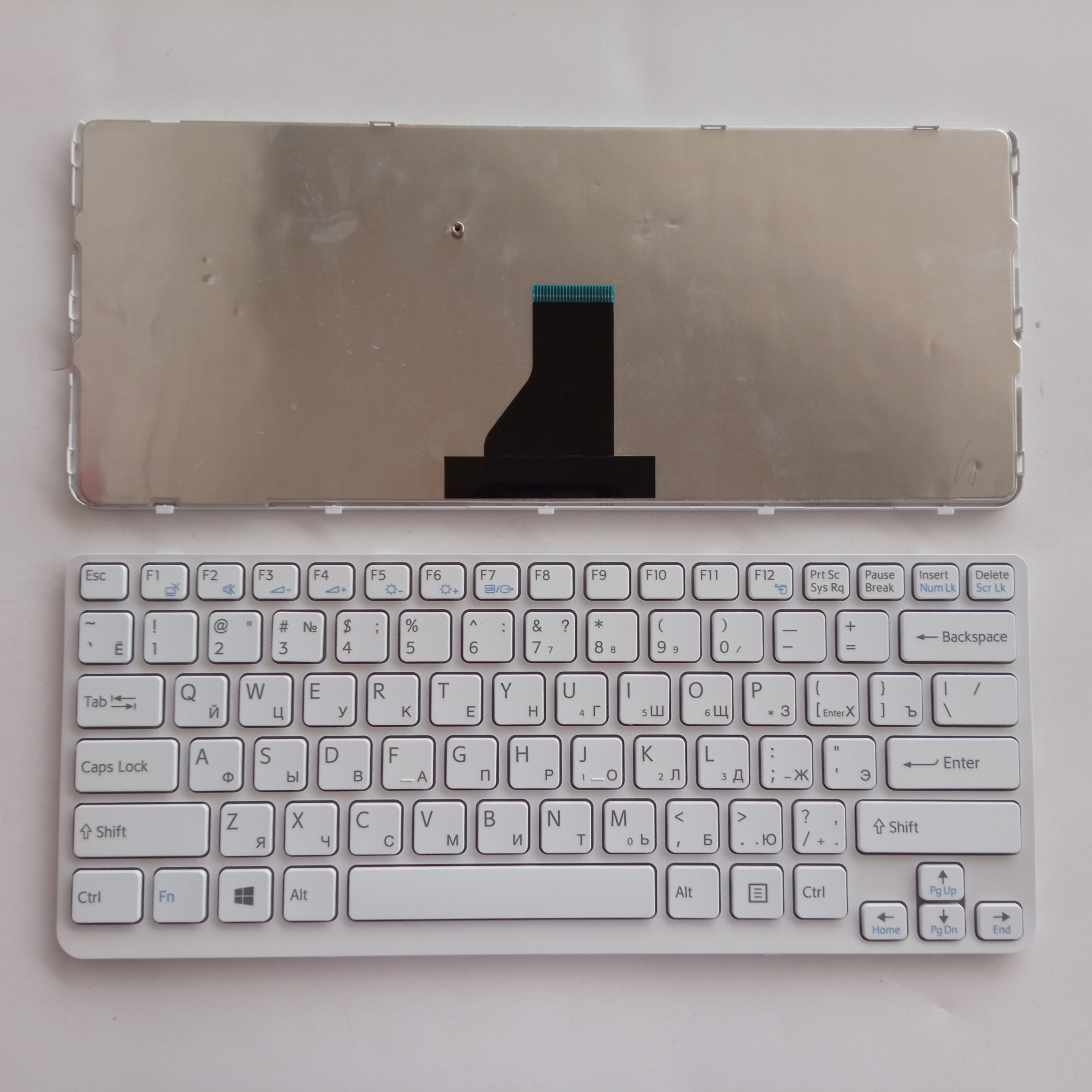 Picture of New Replacement Laptop Keyboard For SONY SVE14/SVE141 WHITE FRAME BLACK RU Layout